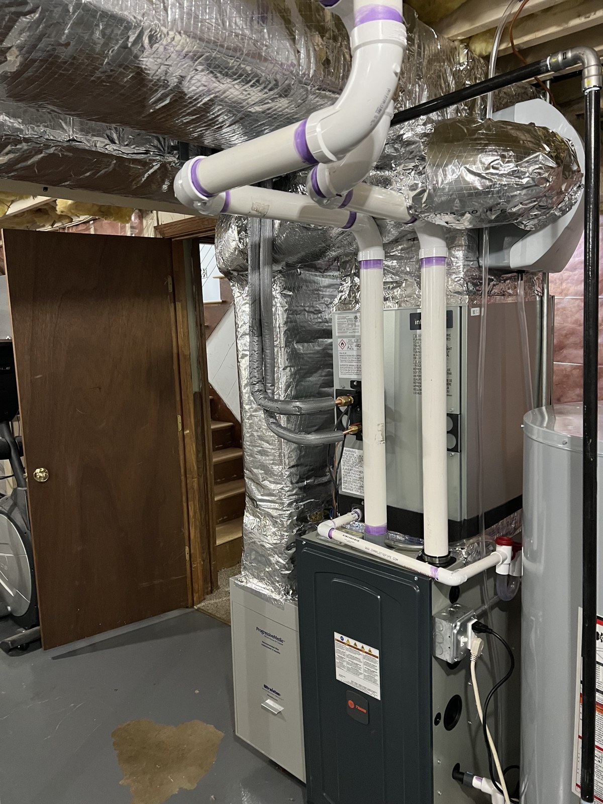 Ducted heat pump air handler with insulated ductwork installed in Merrimack NH